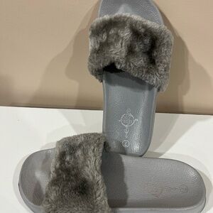 Gray Fur Slide slippers